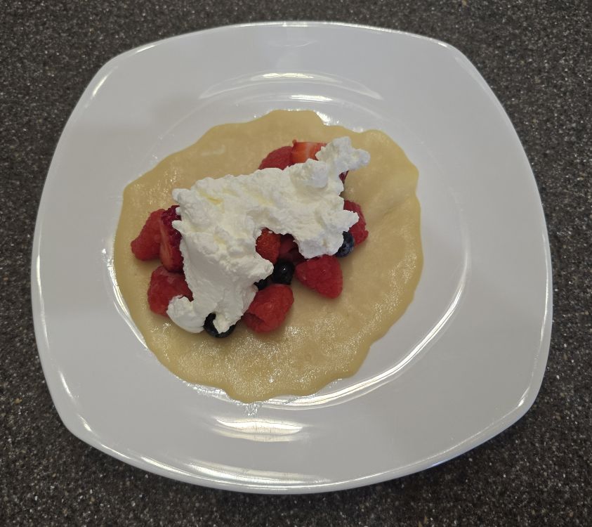 Crepes & Berries